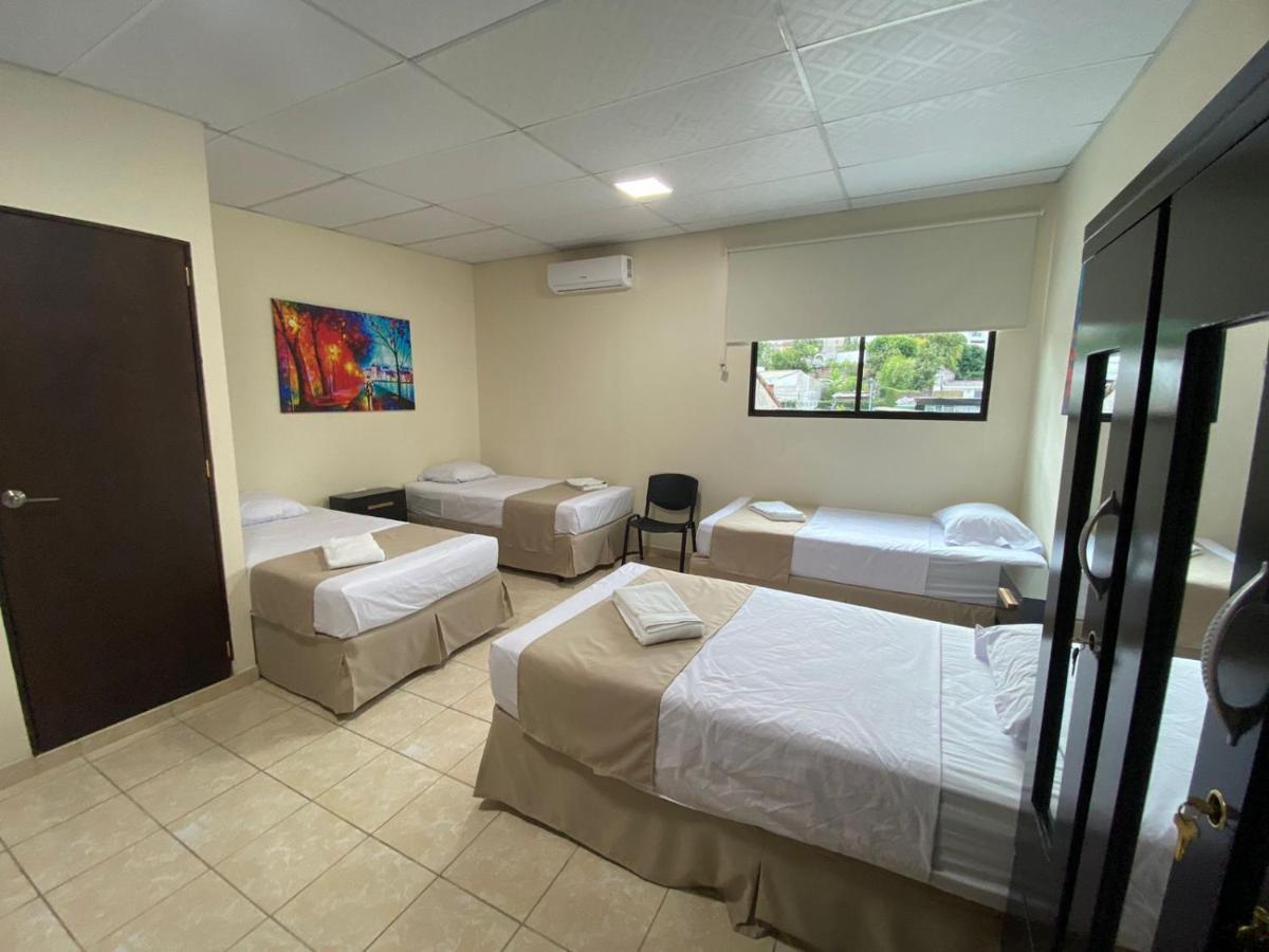 Hotel La Capilla - Suites & Apartments San Benito San Salvador Exteriér fotografie